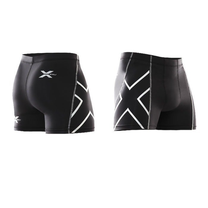 2XU Men's 1/2 Compression Shorts Black/silver logo L