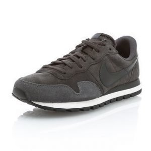 Air Pegasus 83