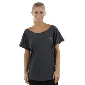 Annica Tee