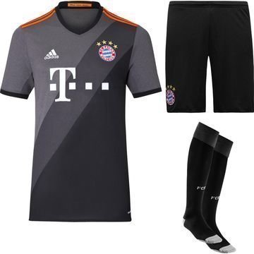 Bayern Munich Vierasasu 2016/17