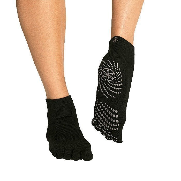 Gaiam Black Grippy Yoga Socks (Medium/Large)