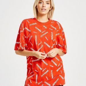 Ivy Park All Over Print Boyfriend T-Shirt Punainen