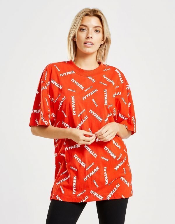 Ivy Park All Over Print Boyfriend T-Shirt Punainen