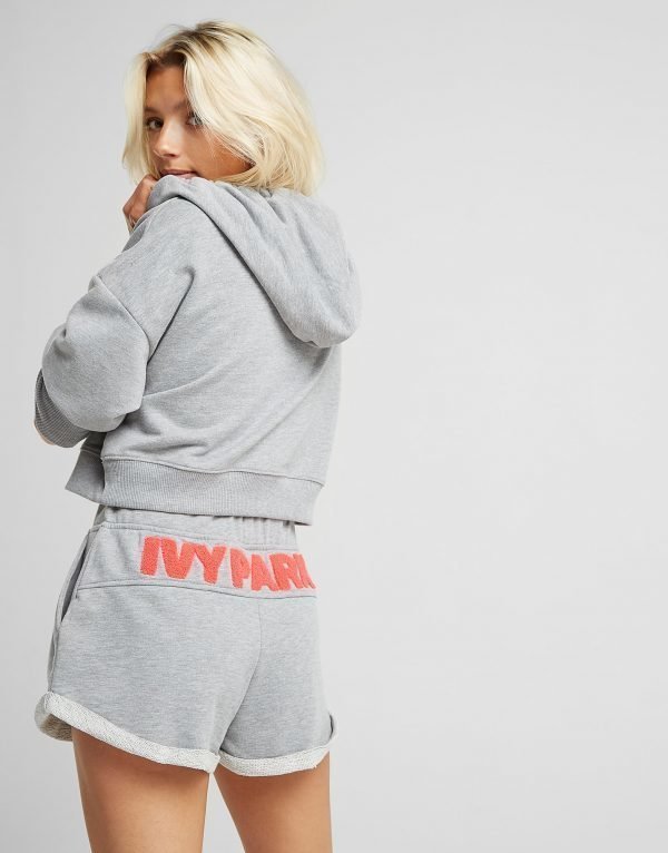 Ivy Park Chenille Logo Shortsit Harmaa