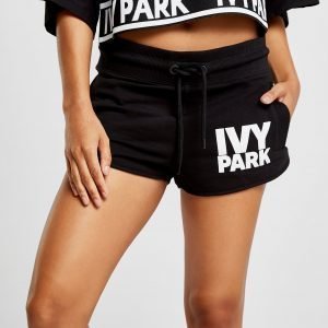 Ivy Park Shortsit Musta