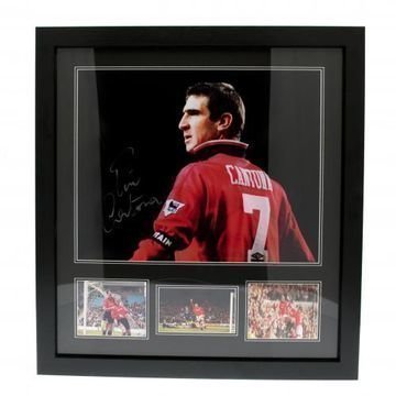 Manchester United Eric Cantonan kuva nimikirjoituksella