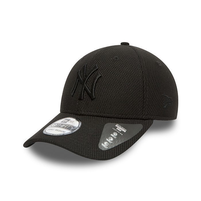 New Era Diamond Era Essential 3930 Black Medium/Large