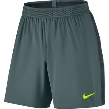 Nike Flex Strike Shortsit Vihreä