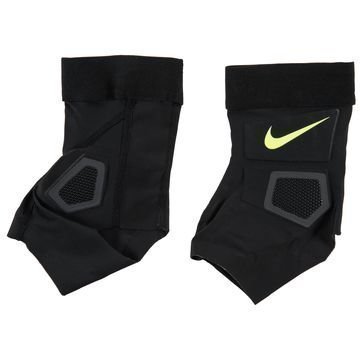 Nike Hyperstrong Nilkkasuojat Musta