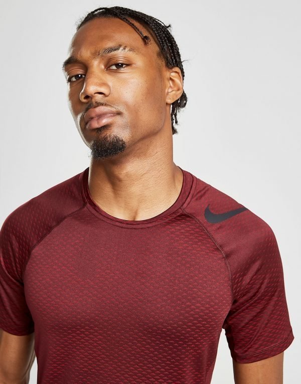 Nike Jacquard Shoulder Logo T-Shirt Burgundy / Black