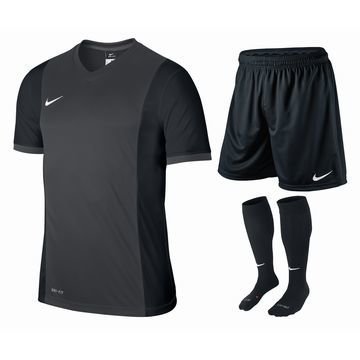 Nike Park Derby 9+1