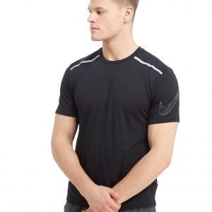 Nike Rise Short Sleeve T-Shirt Musta