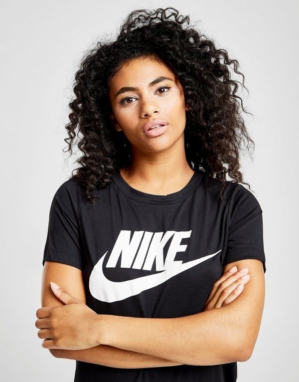 Nike Sportswear Essential T-Shirt Musta