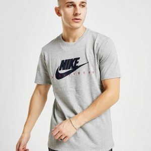 Nike Sportswear T-Paita Harmaa