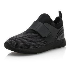 PL Slip On