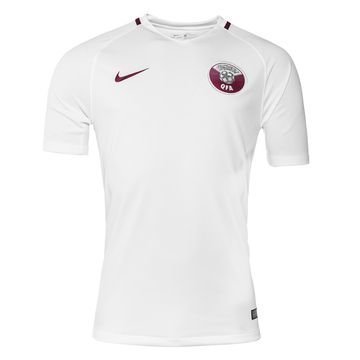 Qatar Vieraspaita 2016/17