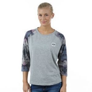 Raglan Quarter LS Tee