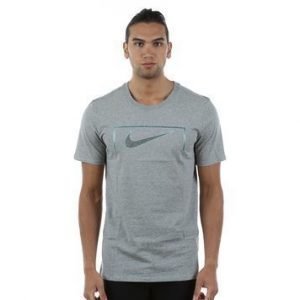 Swoosh Goal Tee